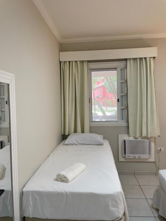 Riviera Flat 120 - Com Servicos De Hotelaria Riviera de Sao Lourenco Exterior photo